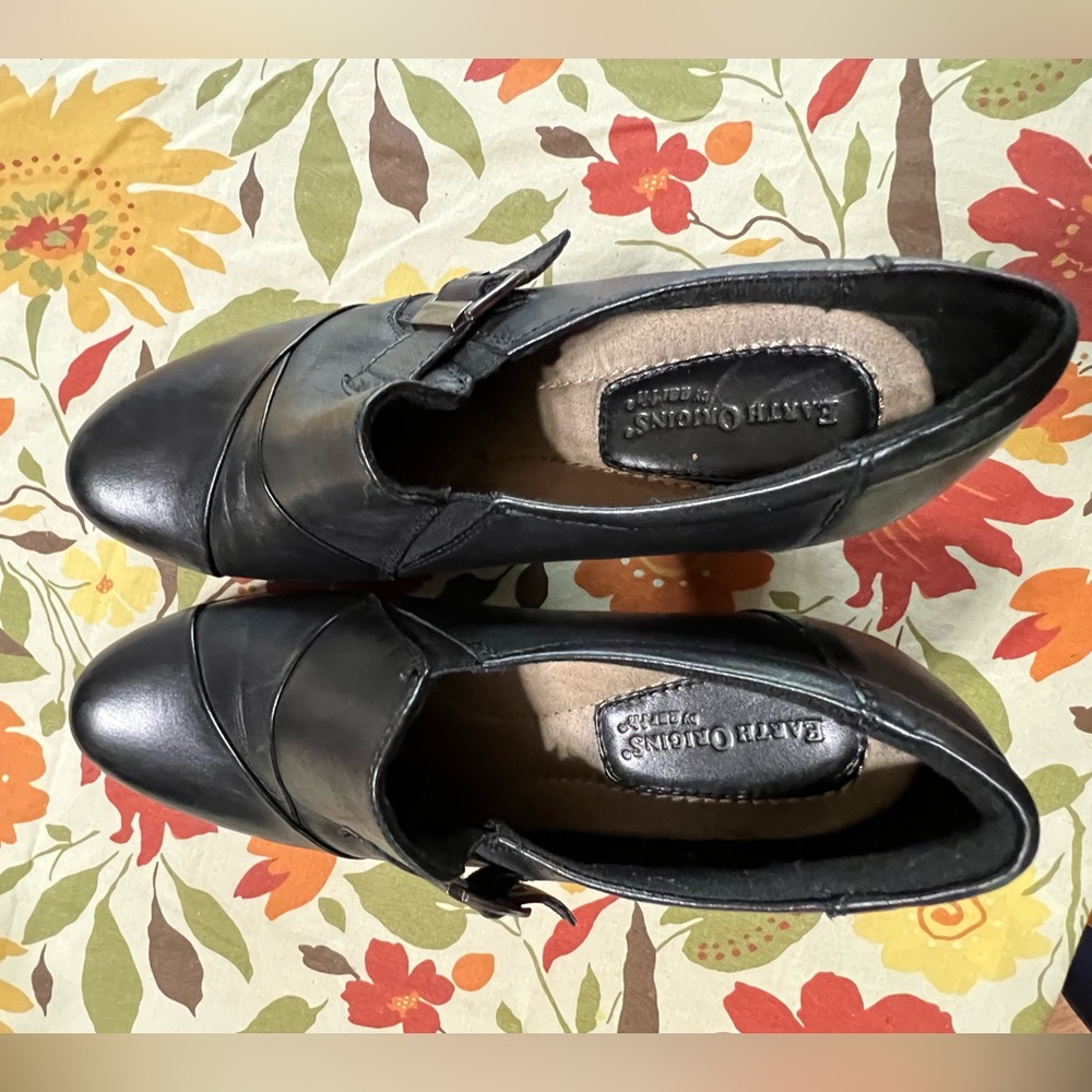 Earth Origins Women's Bryn Shoes/Pump Buckle Size 8.5M 2.5” Heel Leather Black‎